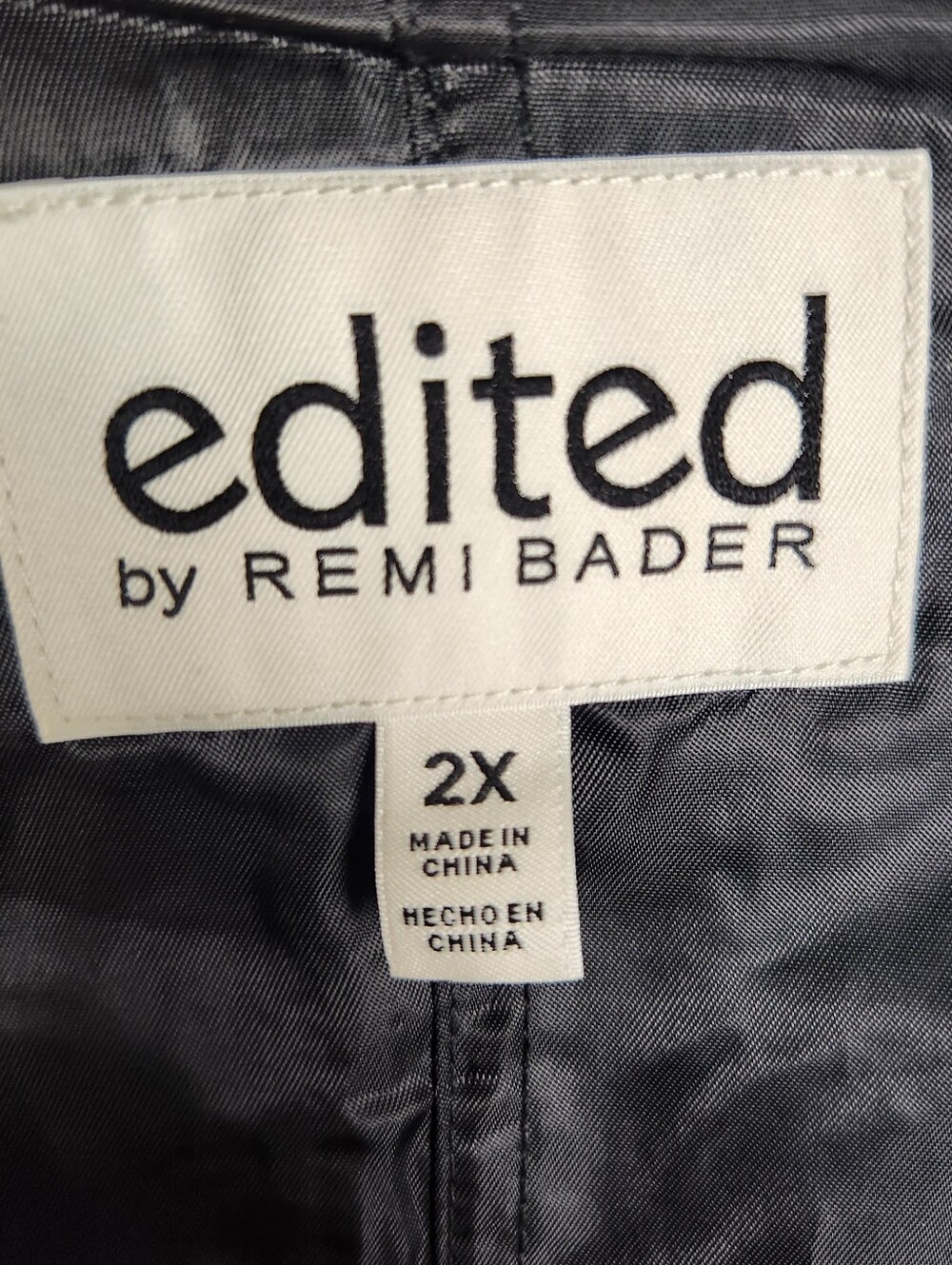 NWOT Edited By Remi Bader Women's Black Satin Bomber Jacket Size 2X #748 - Picture 10 of 12